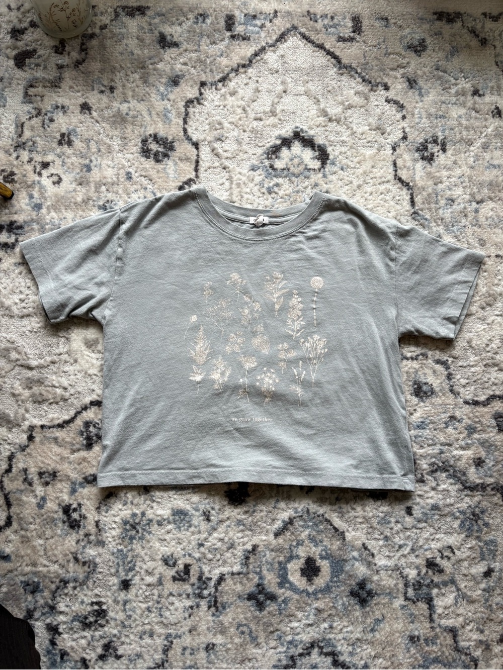 Garage blue flower t-shirt